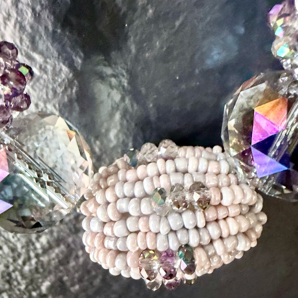 Elegant Beaded Necklace with Purple and Silver Accents - Picture 5 of 10
